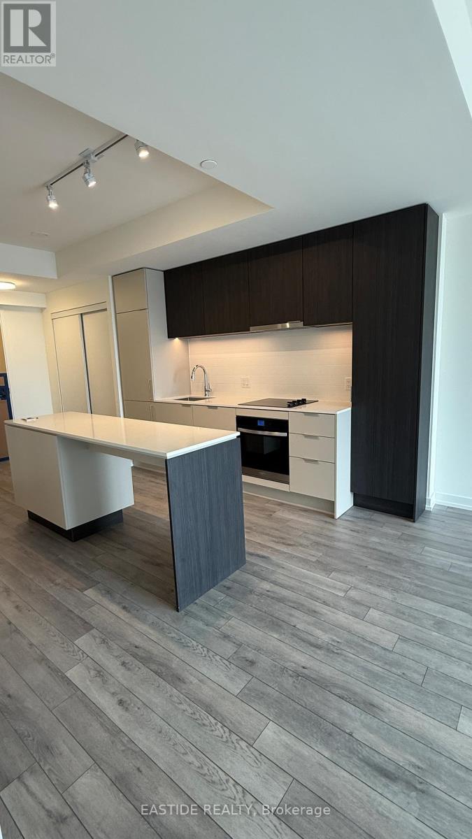 Photo 1 of 810 89 Church Street, Toronto ON