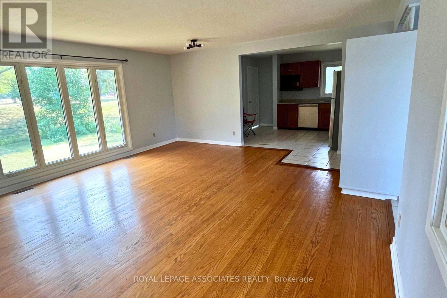 Photo 14 of Main 98 Wigmore Drive, Toronto ON