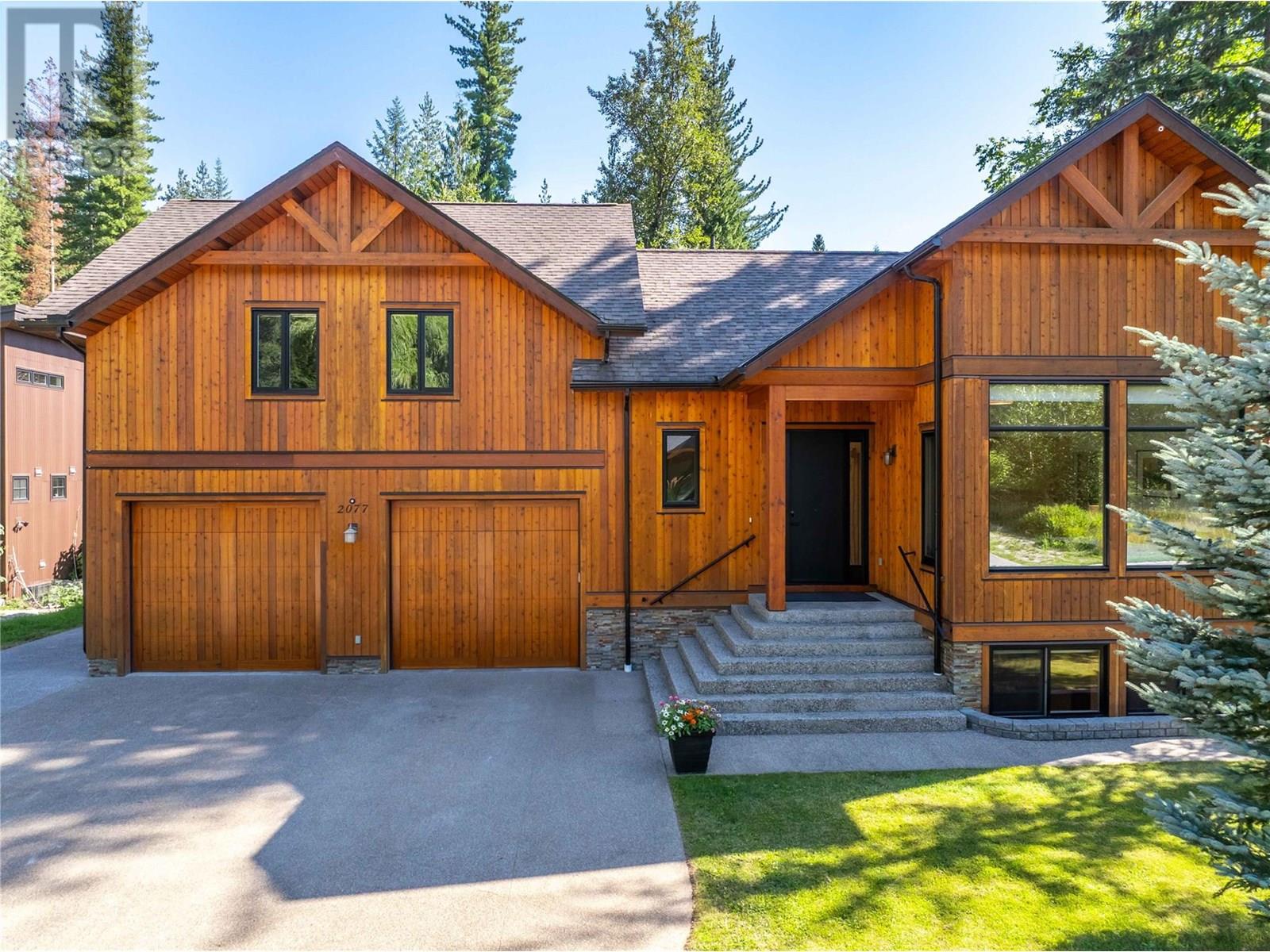 2077 Mountain Gate Road, Revelstoke