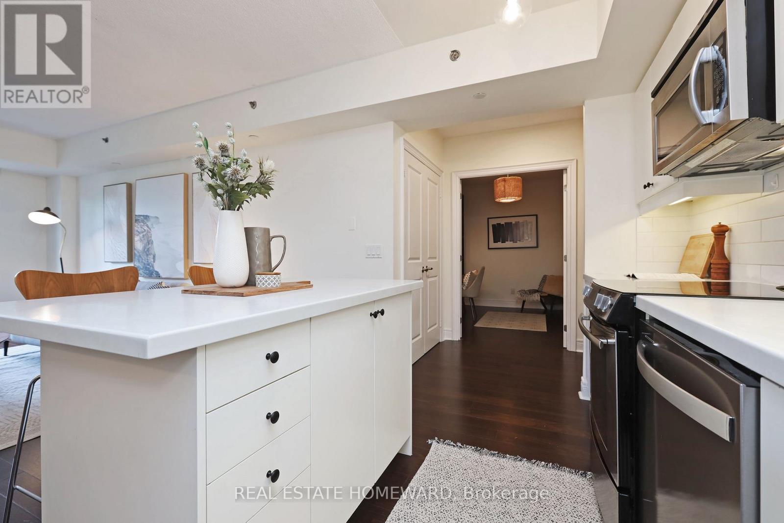 Photo 26 of 302 701 Sheppard Avenue W, Toronto ON