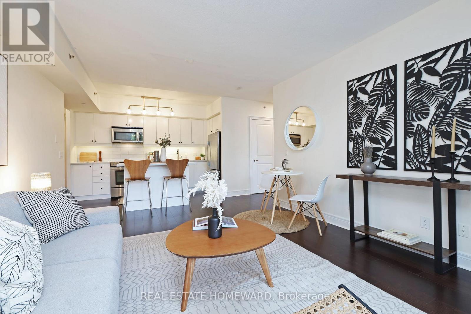 Photo 19 of 302 701 Sheppard Avenue W, Toronto ON