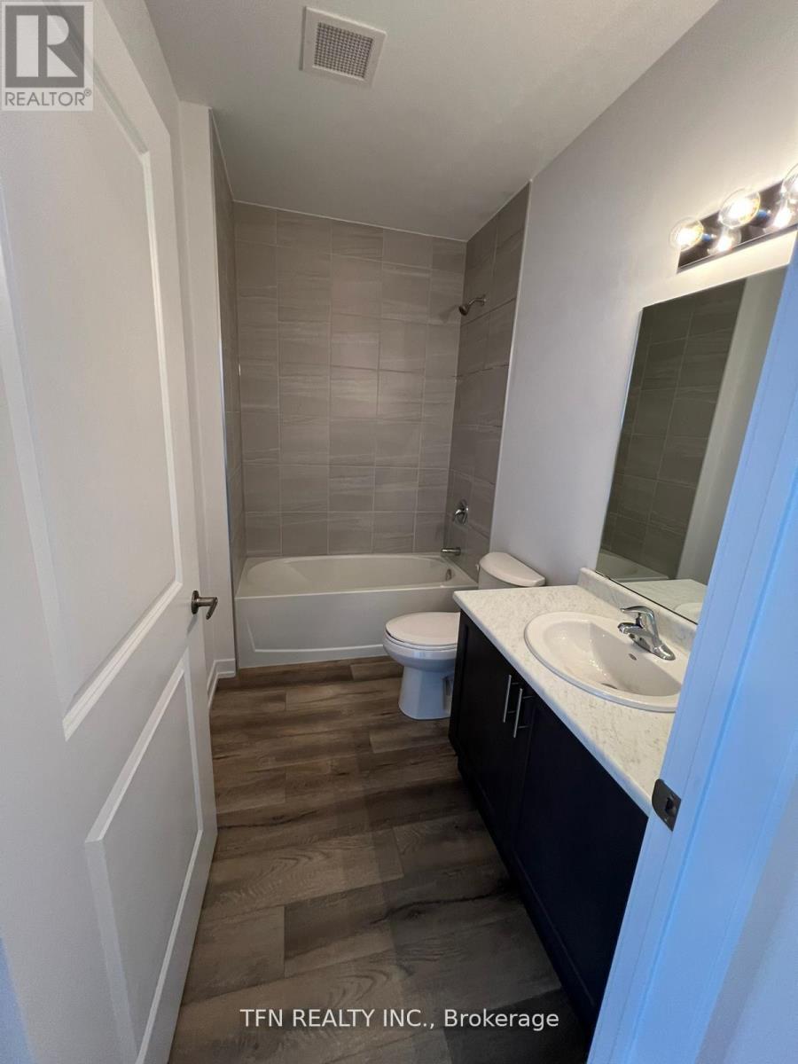 Photo 9 of 106 470 Dundas Street E, Hamilton ON