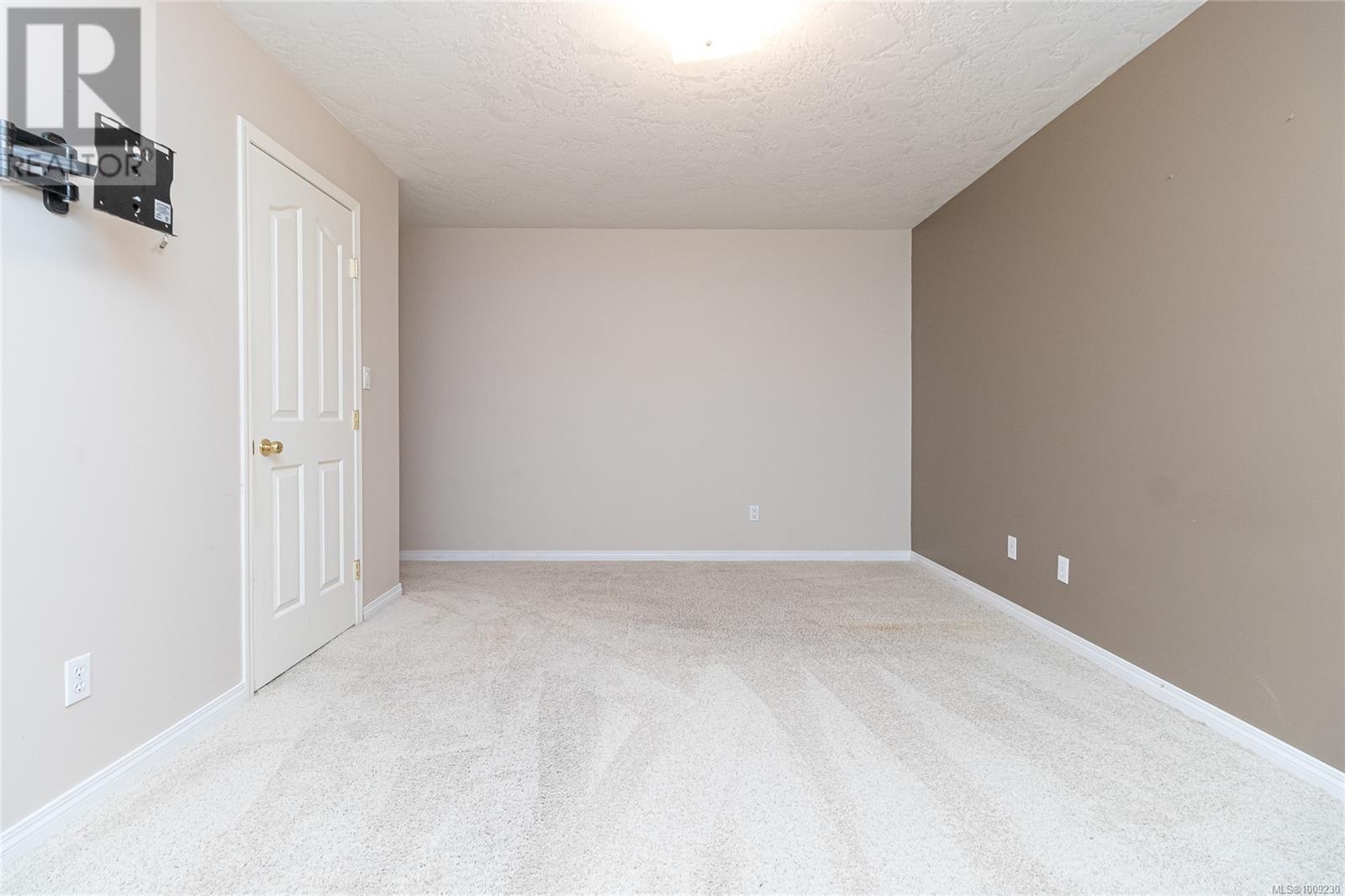 Photo 35 of 2270 Henlyn Dr, Sooke BC