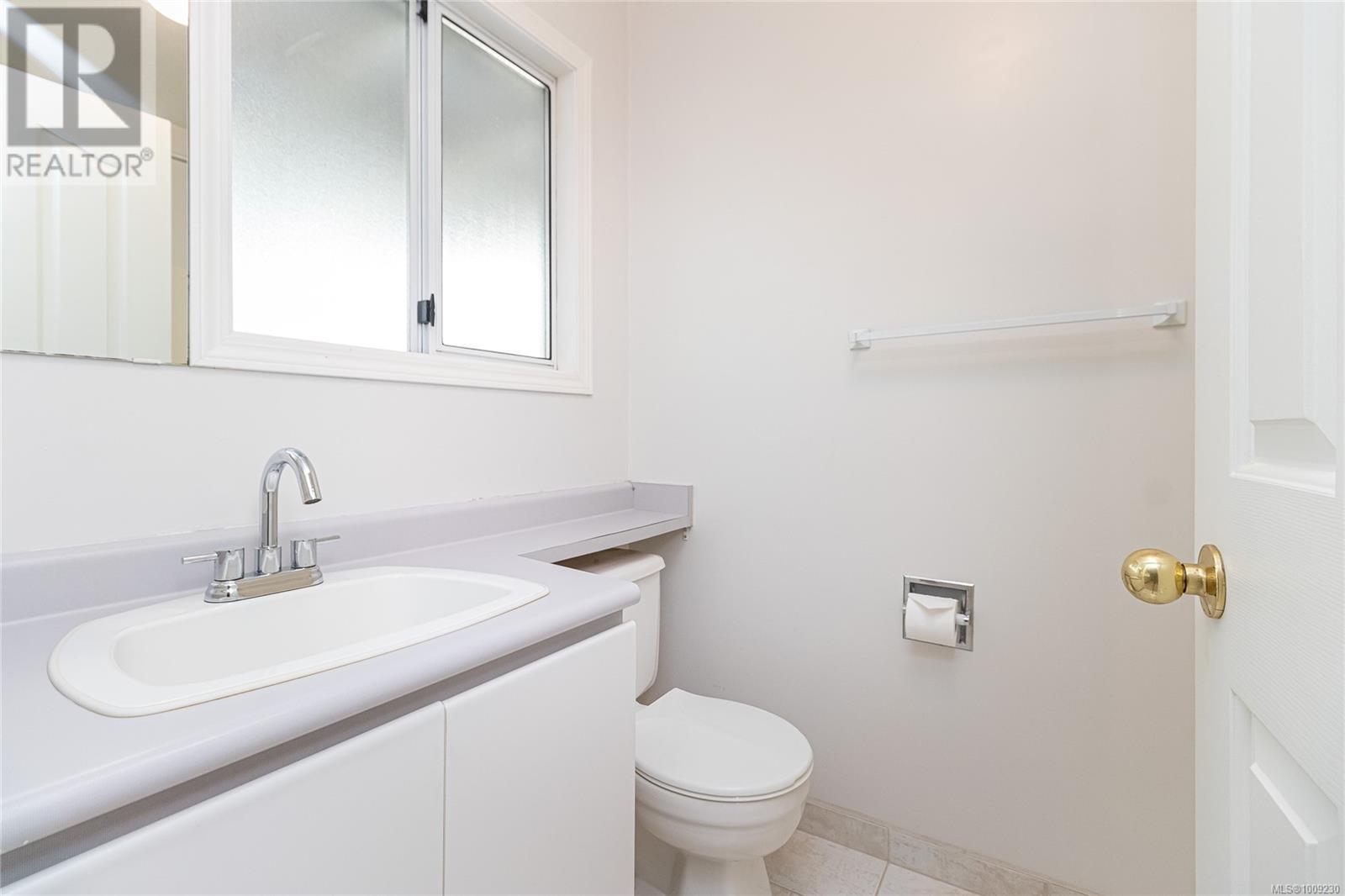 Photo 56 of 2270 Henlyn Dr, Sooke BC