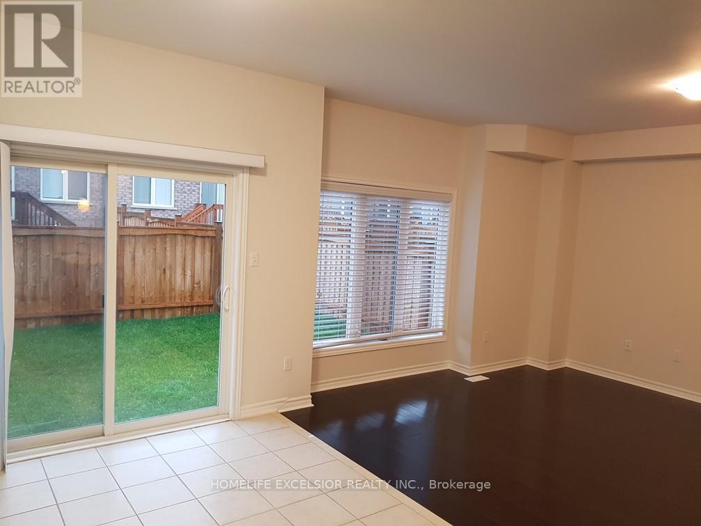 Photo 8 of 723 Hammersly Boulevard, Markham ON