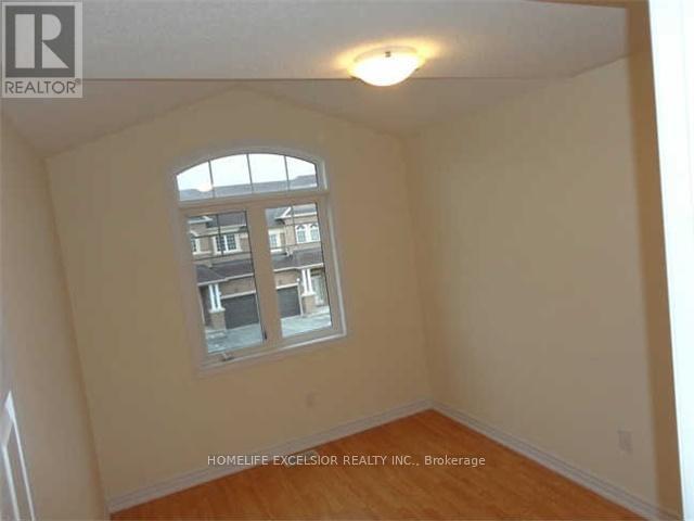 Photo 5 of 12 Sibbald Avenue, Markham ON