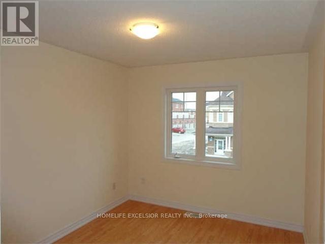 Photo 8 of 12 Sibbald Avenue, Markham ON