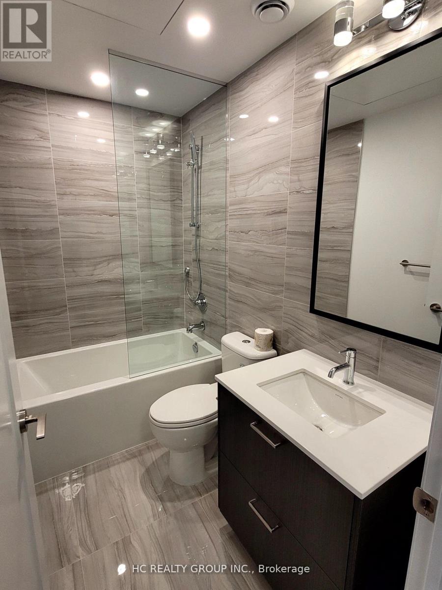 Photo 16 of 401 280 Howland Avenue, Toronto ON