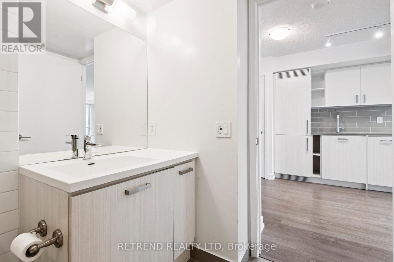 Photo 10 of 1004 125 Redpath Avenue, Toronto ON