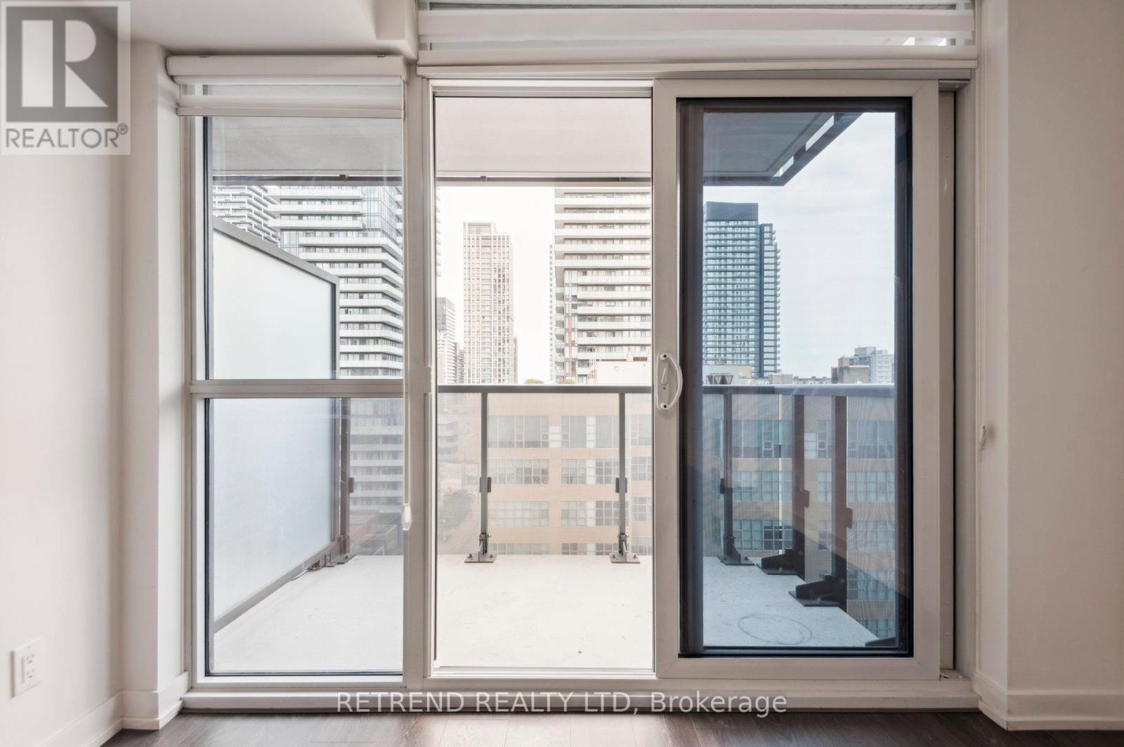 Photo 11 of 1004 125 Redpath Avenue, Toronto ON