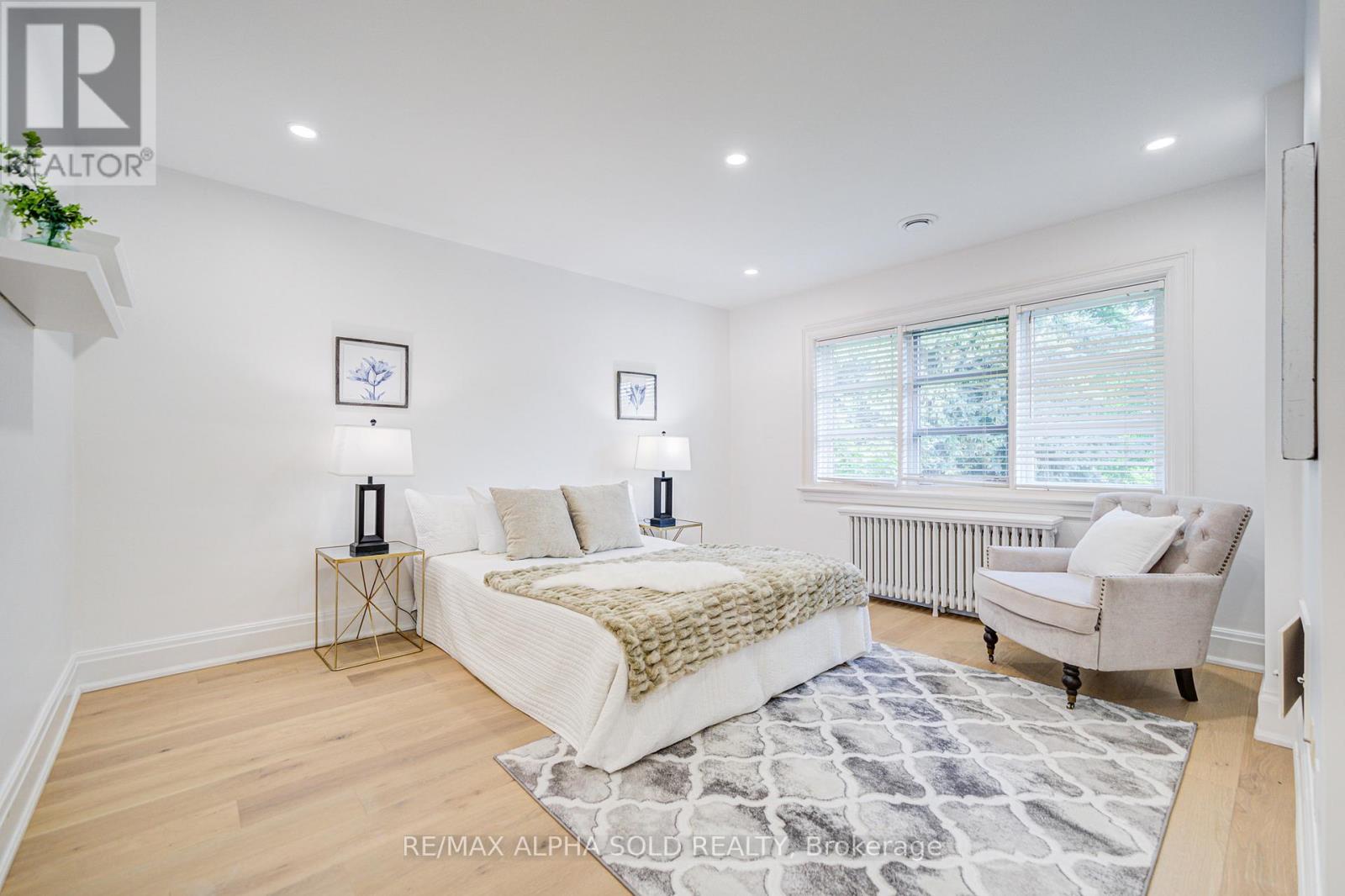 Photo 31 of 3 Silverwood Avenue, Toronto ON