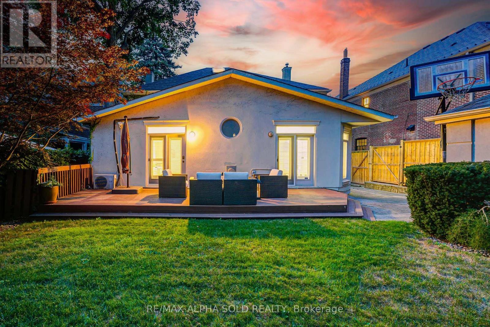 Photo 49 of 3 Silverwood Avenue, Toronto ON