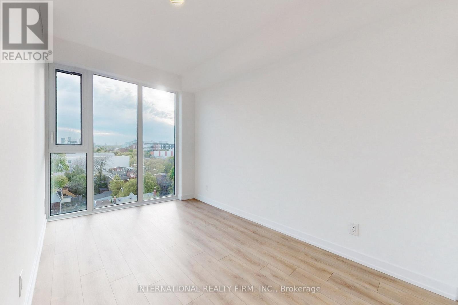 Photo 21 of 604 500 Dupont Street, Toronto ON