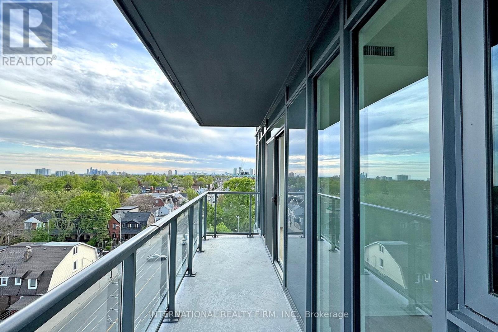 Photo 13 of 604 500 Dupont Street, Toronto ON