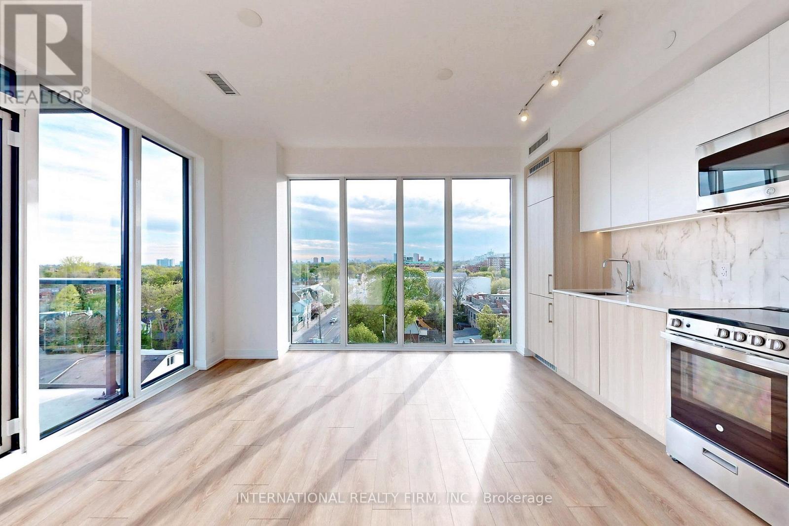 Photo 35 of 604 500 Dupont Street, Toronto ON