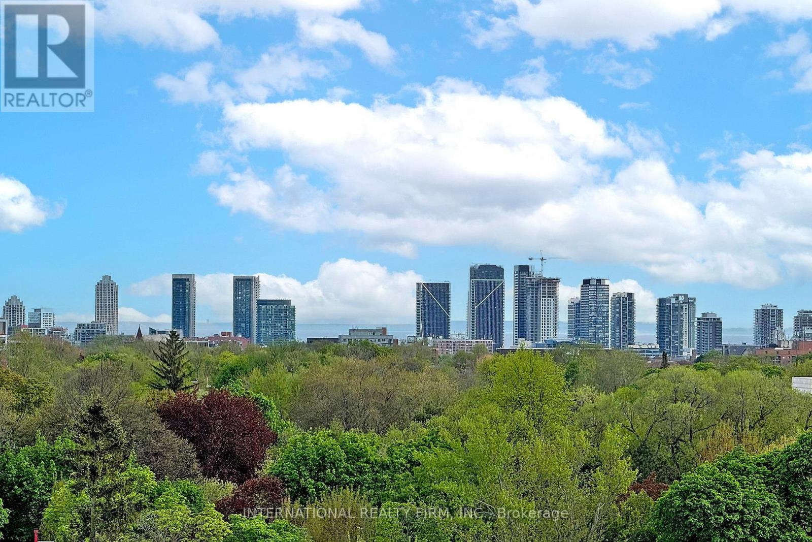 Photo 32 of 604 500 Dupont Street, Toronto ON