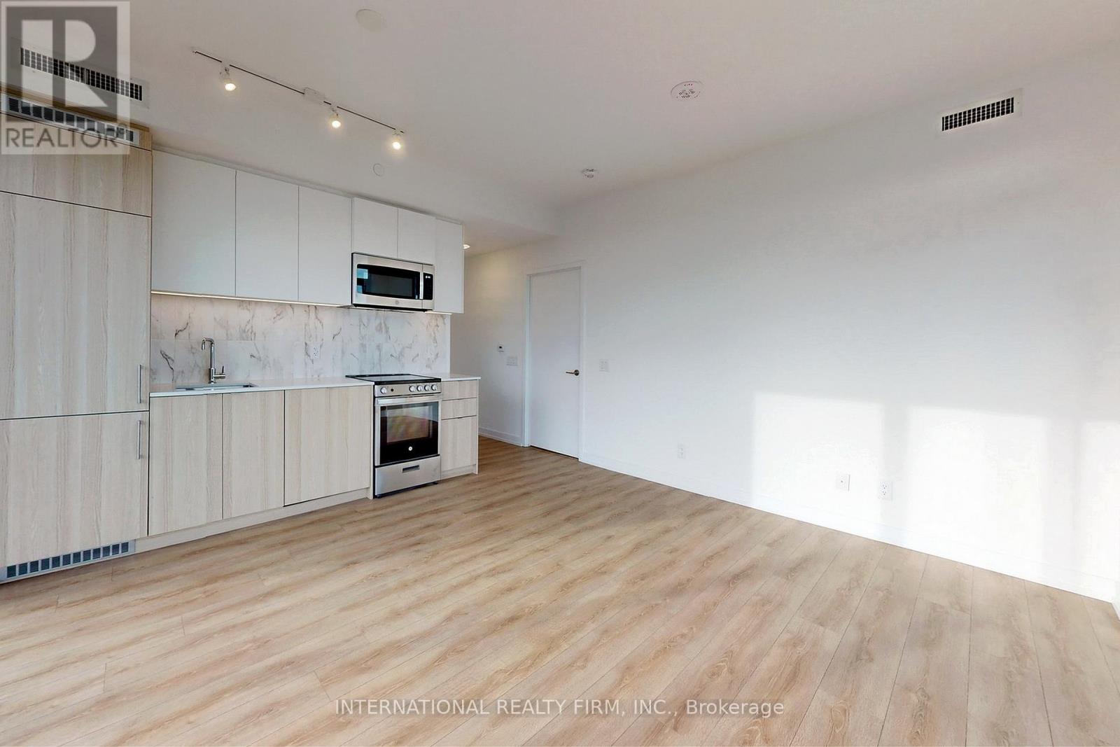 Photo 11 of 604 500 Dupont Street, Toronto ON
