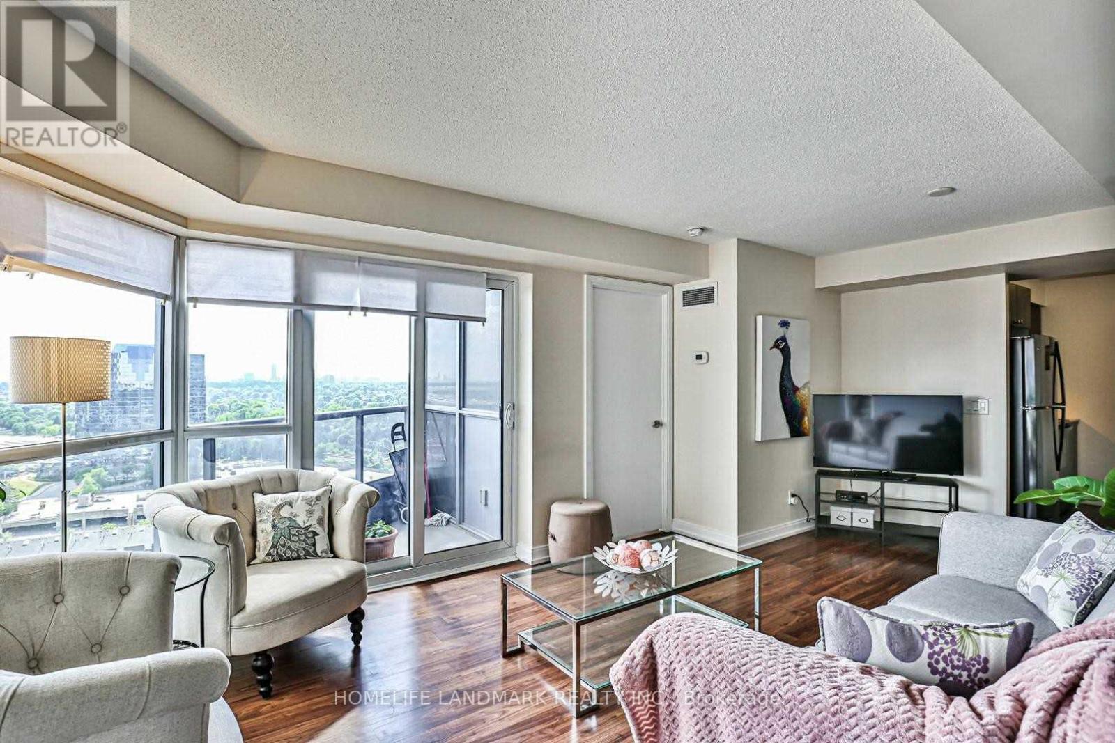 Photo 15 of 1714 181 Village Green Square, Toronto ON