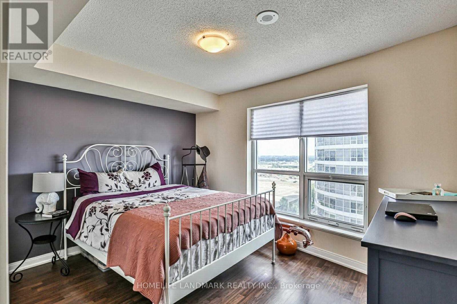 Photo 18 of 1714 181 Village Green Square, Toronto ON