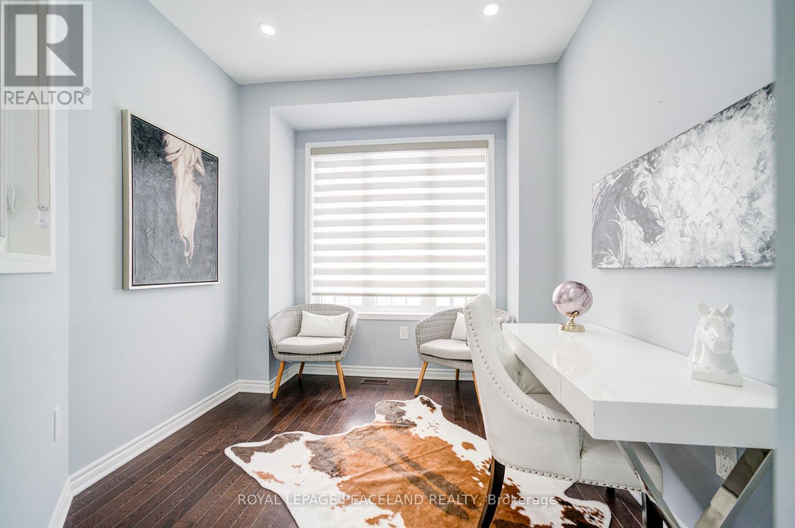 Photo 5 of 8 Casely Avenue, Richmond Hill ON