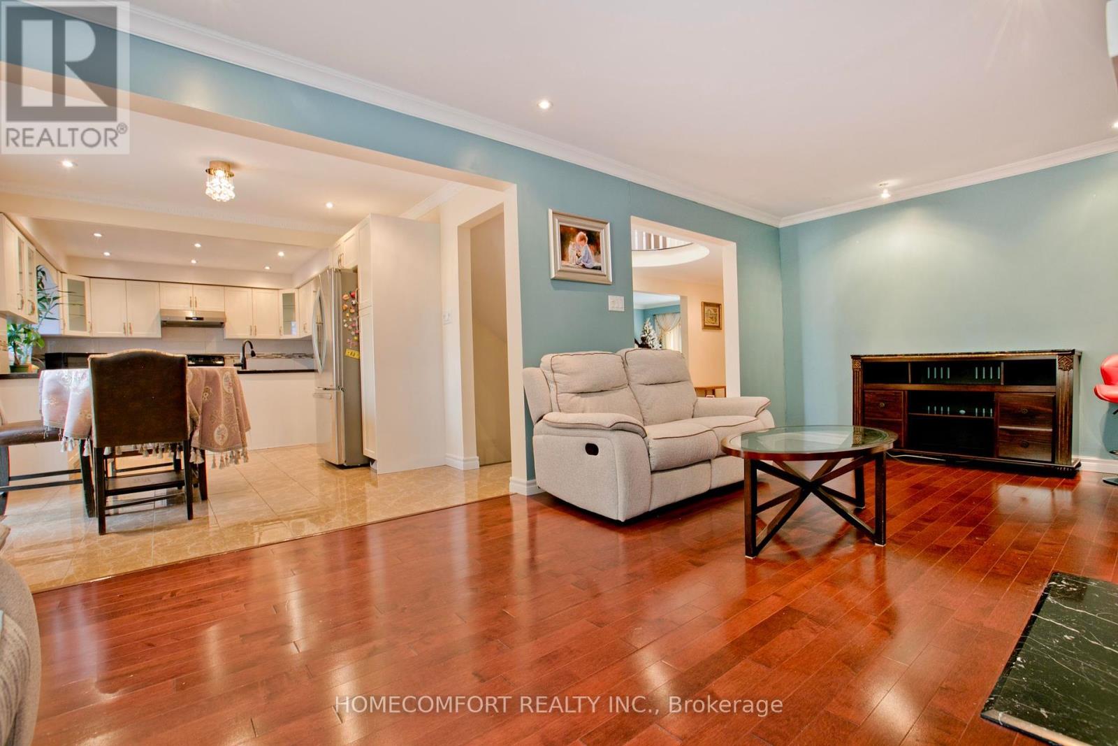 Photo 29 of 658 York Hill Boulevard, Vaughan ON