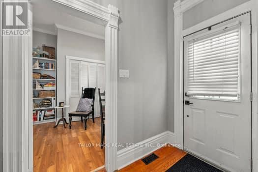 Photo 4 of 73 John Street, Orangeville ON