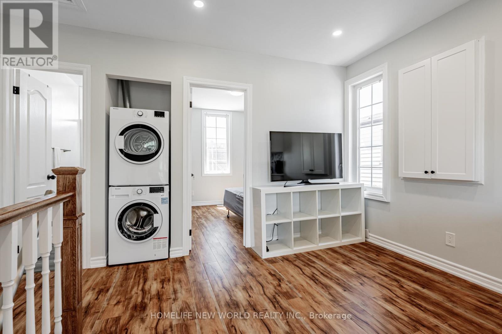 Photo 2 of 2nd 133 Shanly Street, Toronto ON