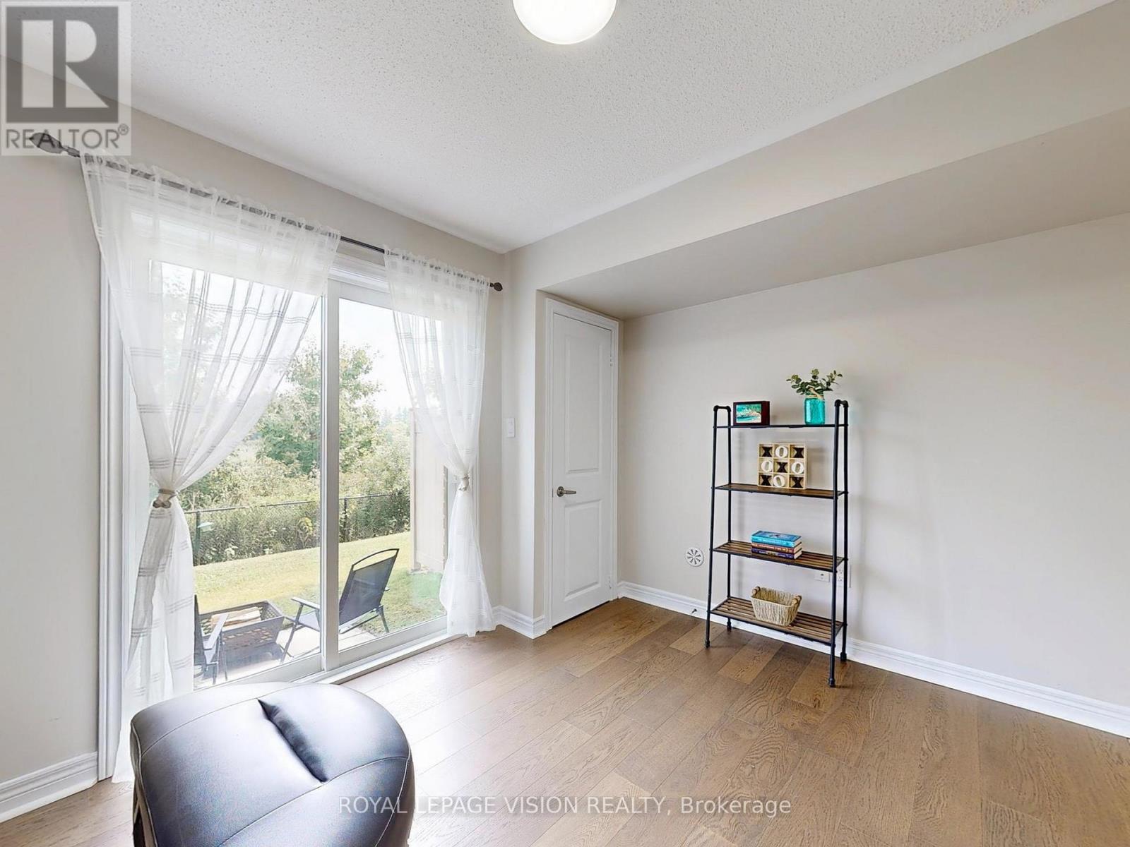 Photo 19 of 28 Soldier Street, Brampton ON