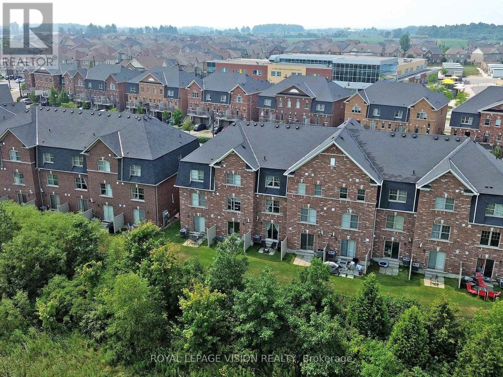 Photo 24 of 28 Soldier Street, Brampton ON