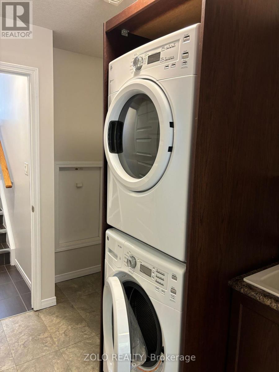 Photo 12 of 97 750 Lawrence Street, Cambridge ON