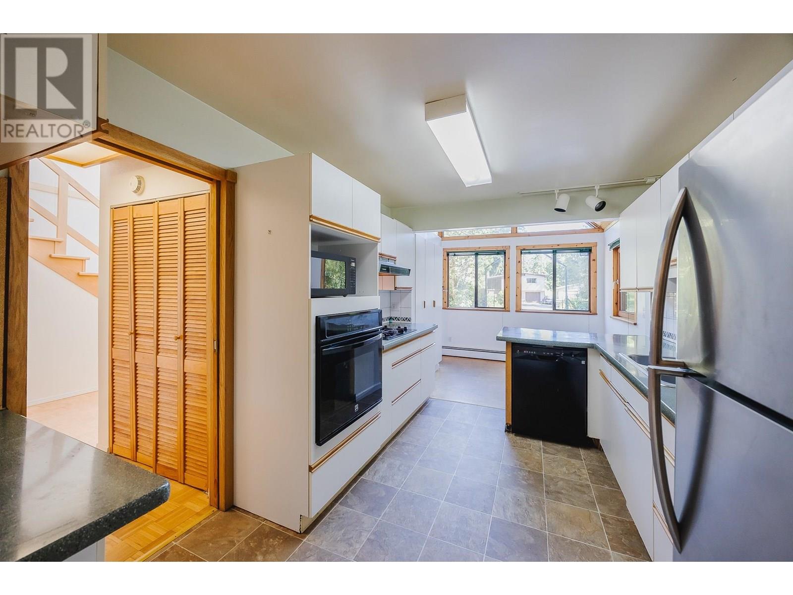 Photo 35 of 22416 129 Avenue, Maple Ridge BC