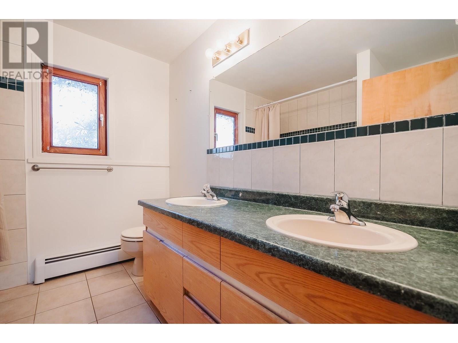 Photo 22 of 22416 129 Avenue, Maple Ridge BC