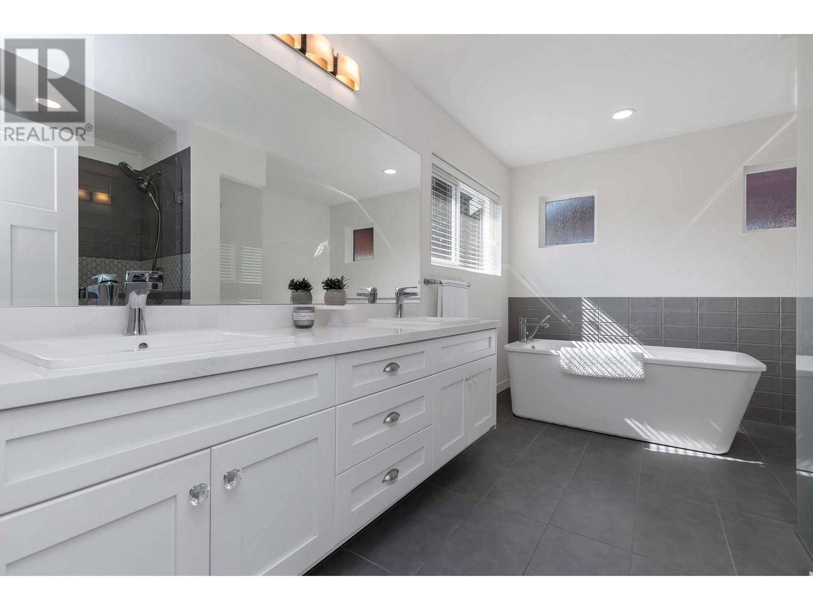 Photo 19 of 12933 240 A Street, Maple Ridge BC