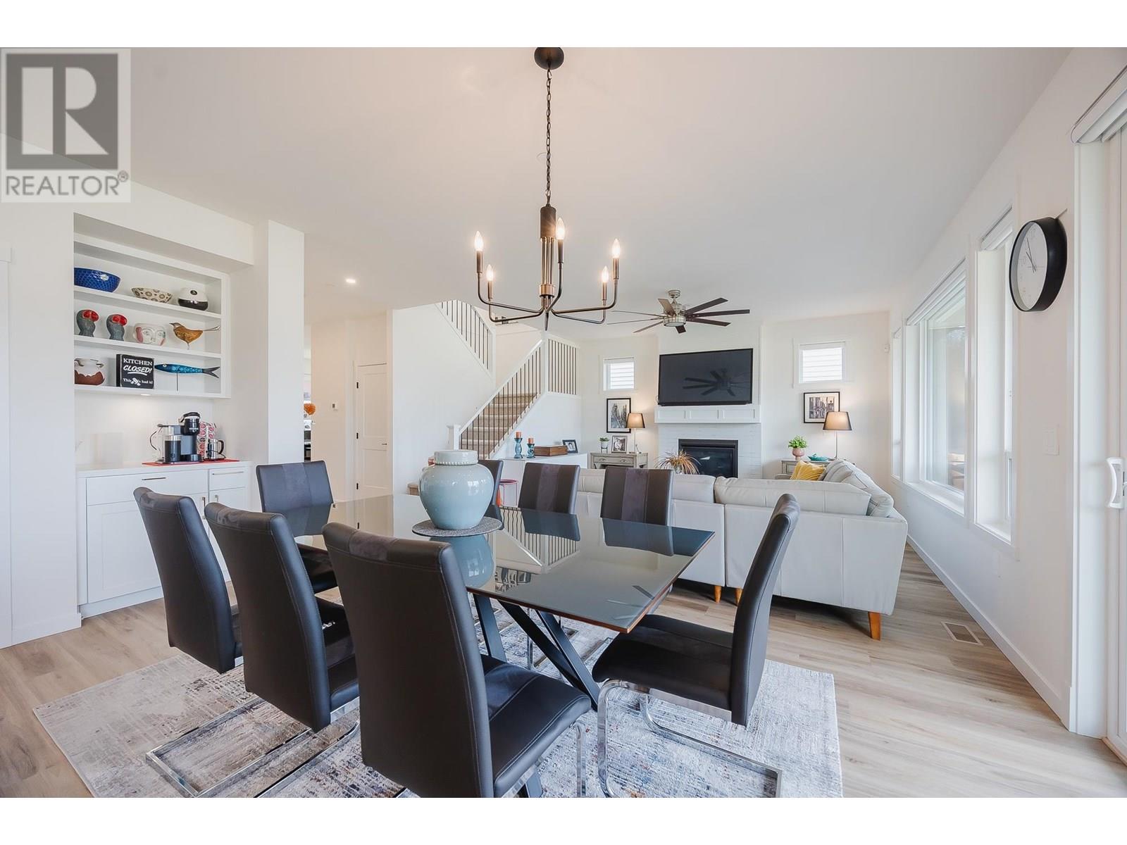 Photo 4 of 11217 250 B Street, Maple Ridge BC