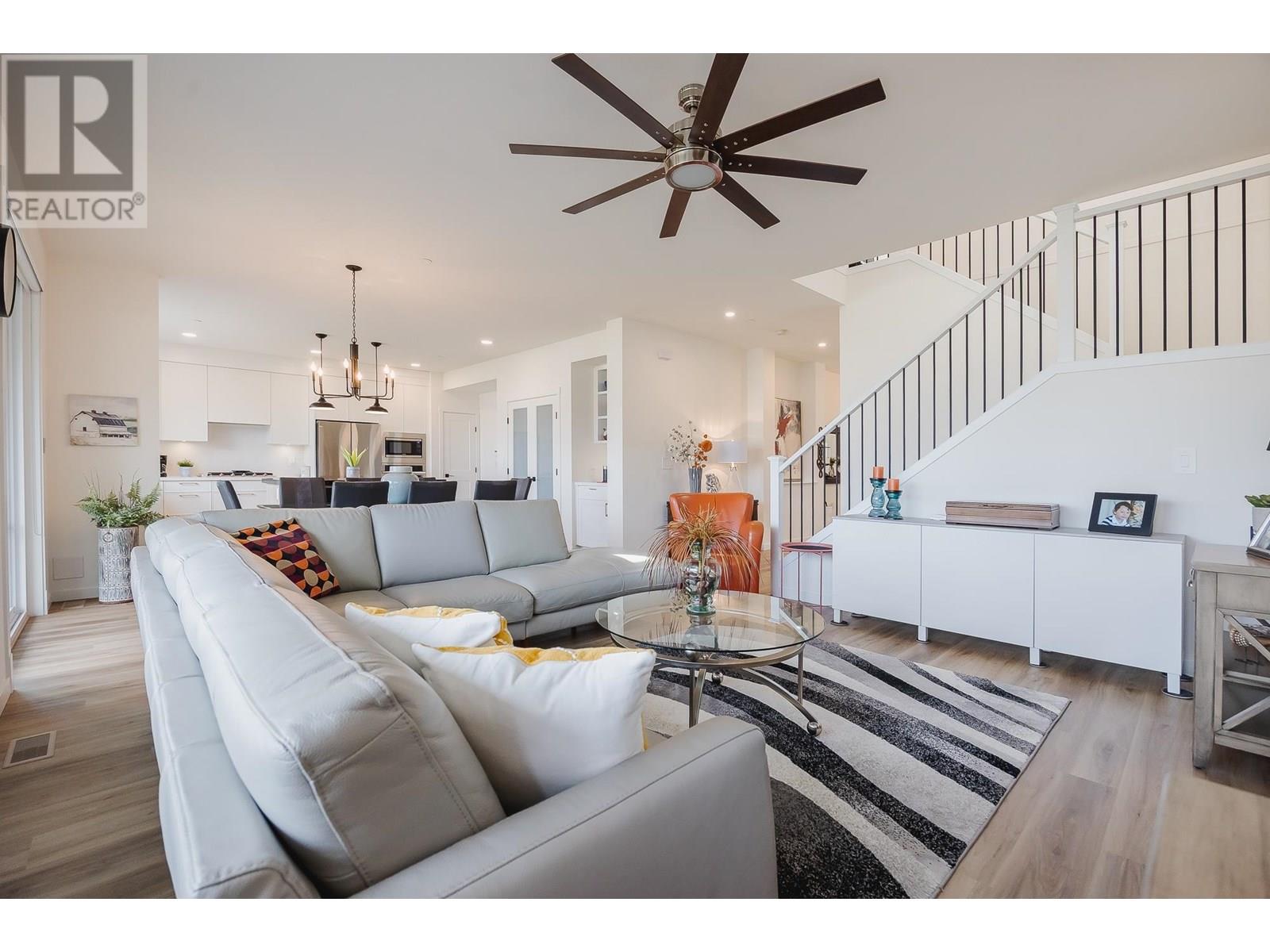 Photo 8 of 11217 250 B Street, Maple Ridge BC