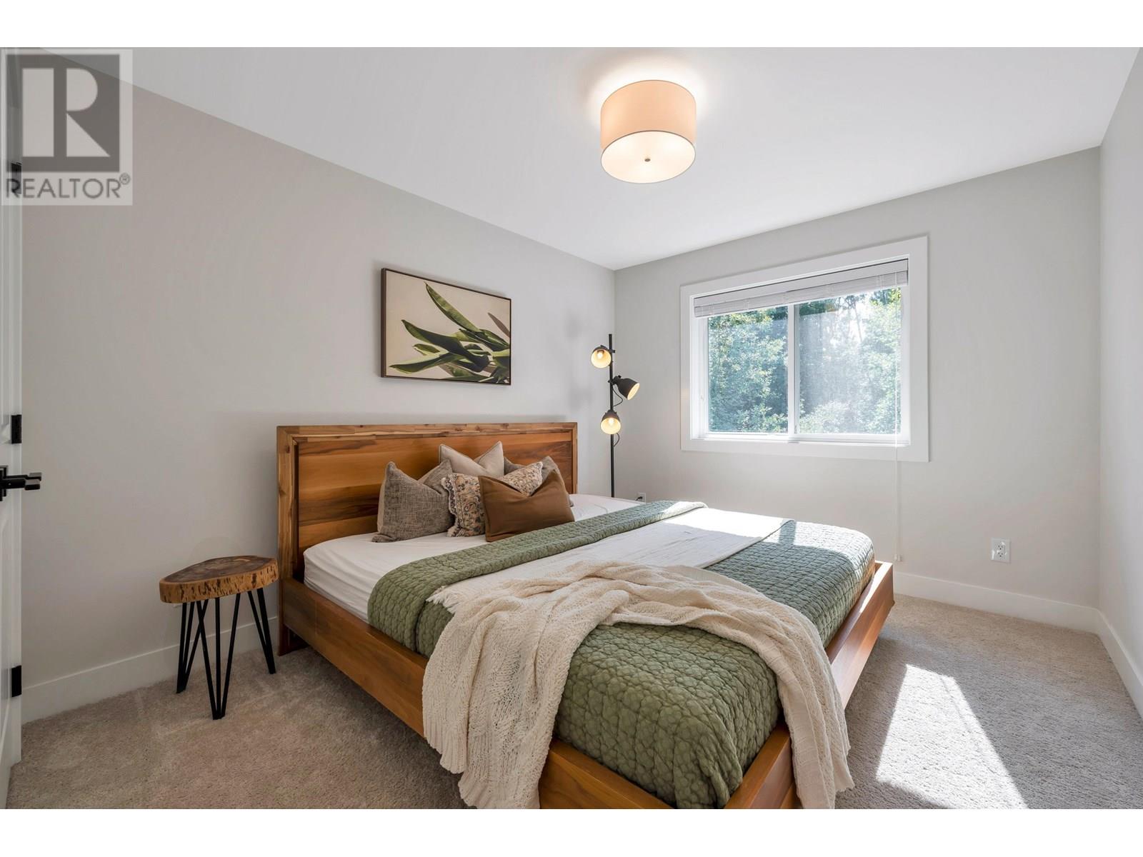 Photo 8 of 11158 243 B Street, Maple Ridge BC