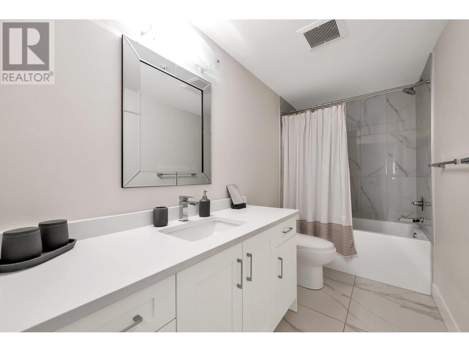 Photo 38 of 11158 243 B Street, Maple Ridge BC