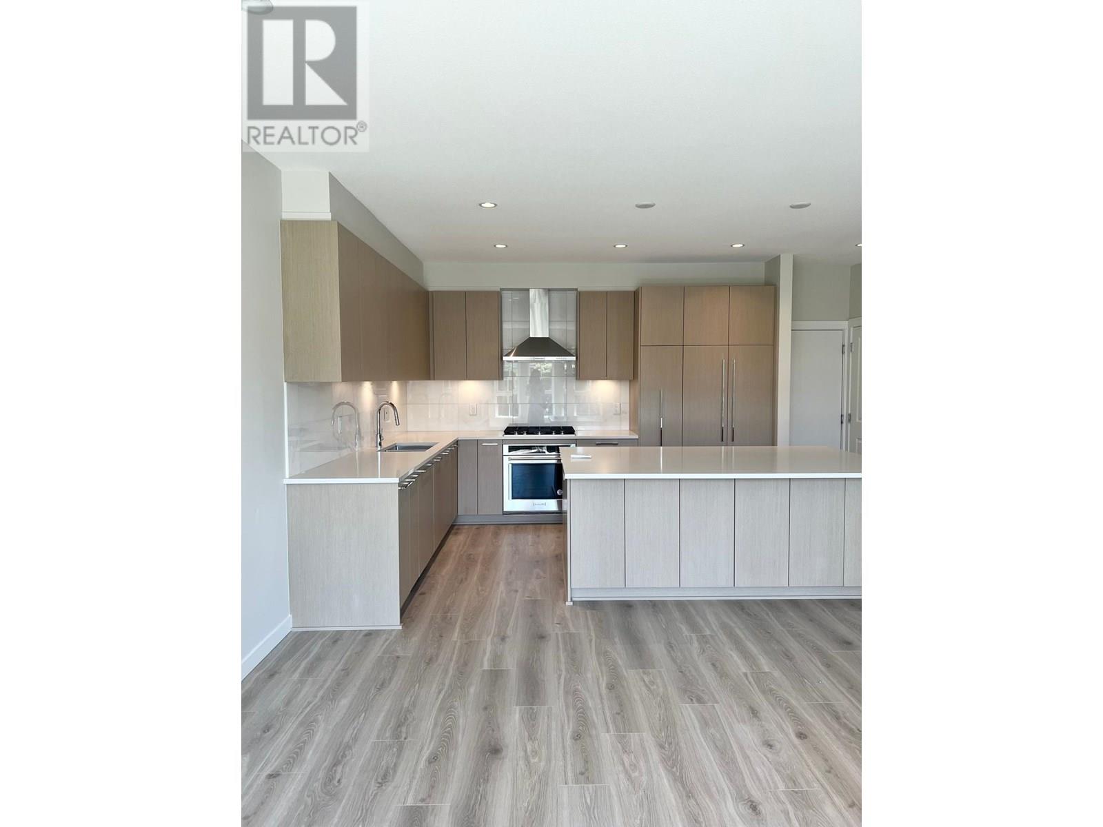 Photo 16 of 122 5311 Admiral Way, Delta BC