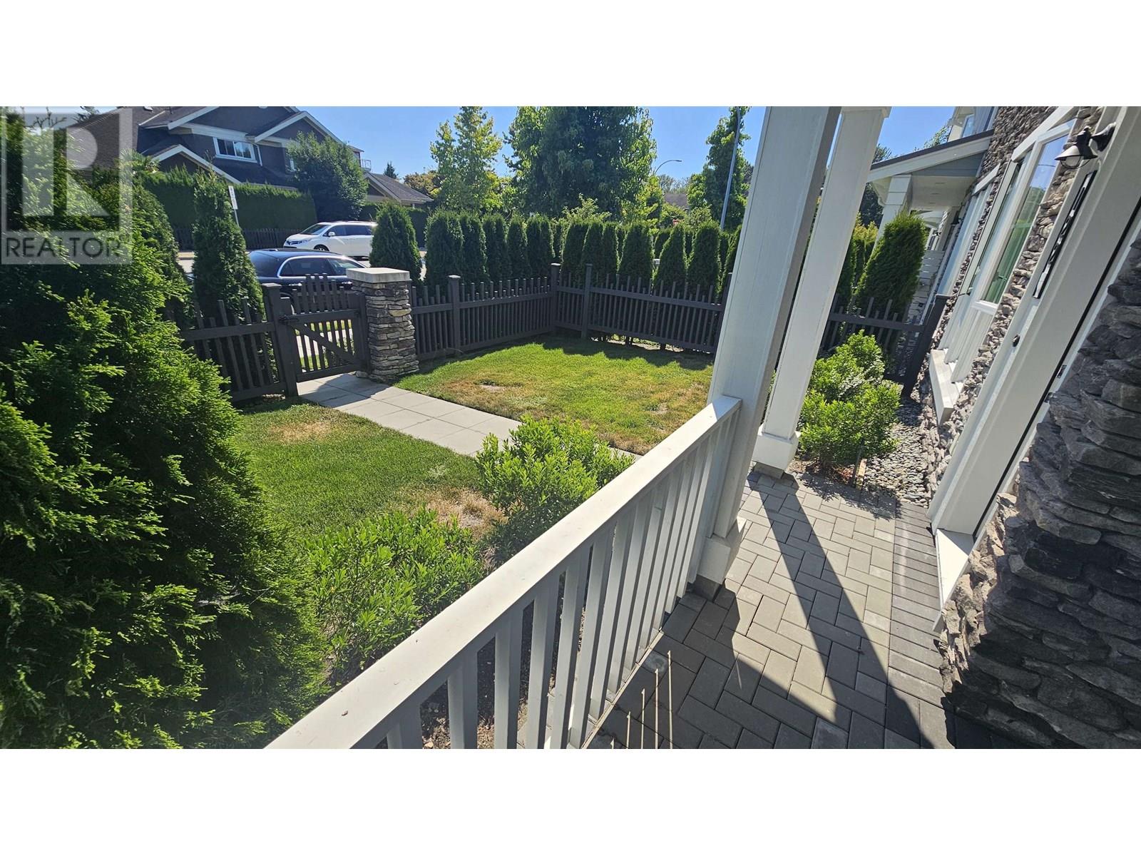 Photo 6 of 122 5311 Admiral Way, Delta BC