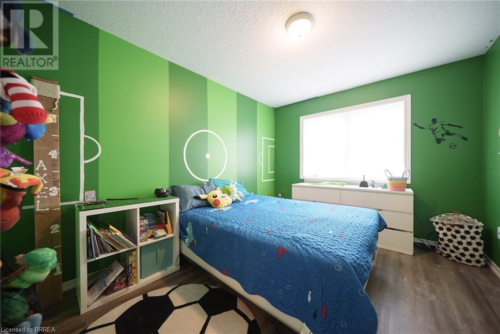 Photo 25 of 9 Osborn Avenue, Brantford ON