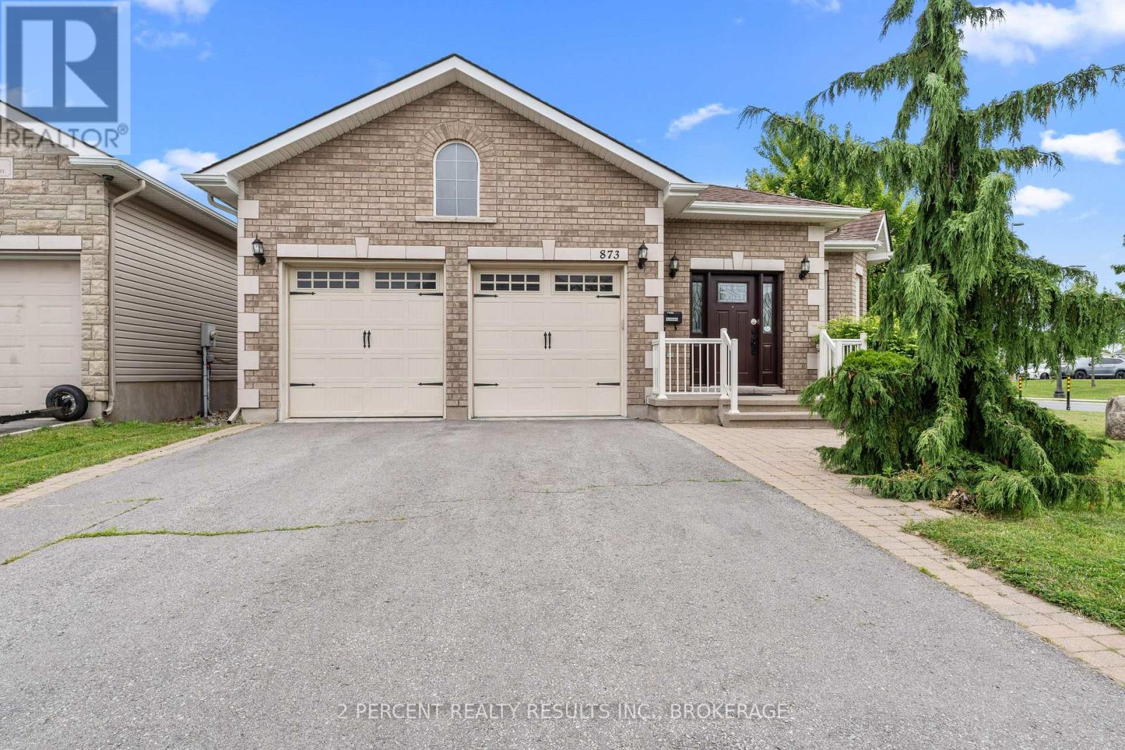 Photo 2 of 873 Jasmine Street, Kingston ON