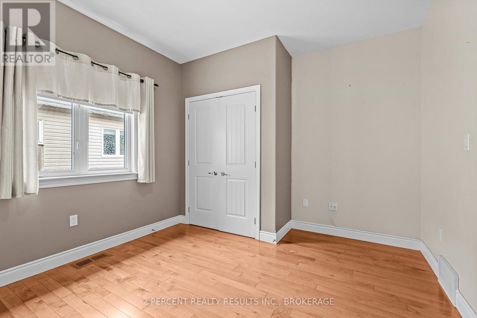 Photo 27 of 873 Jasmine Street, Kingston ON