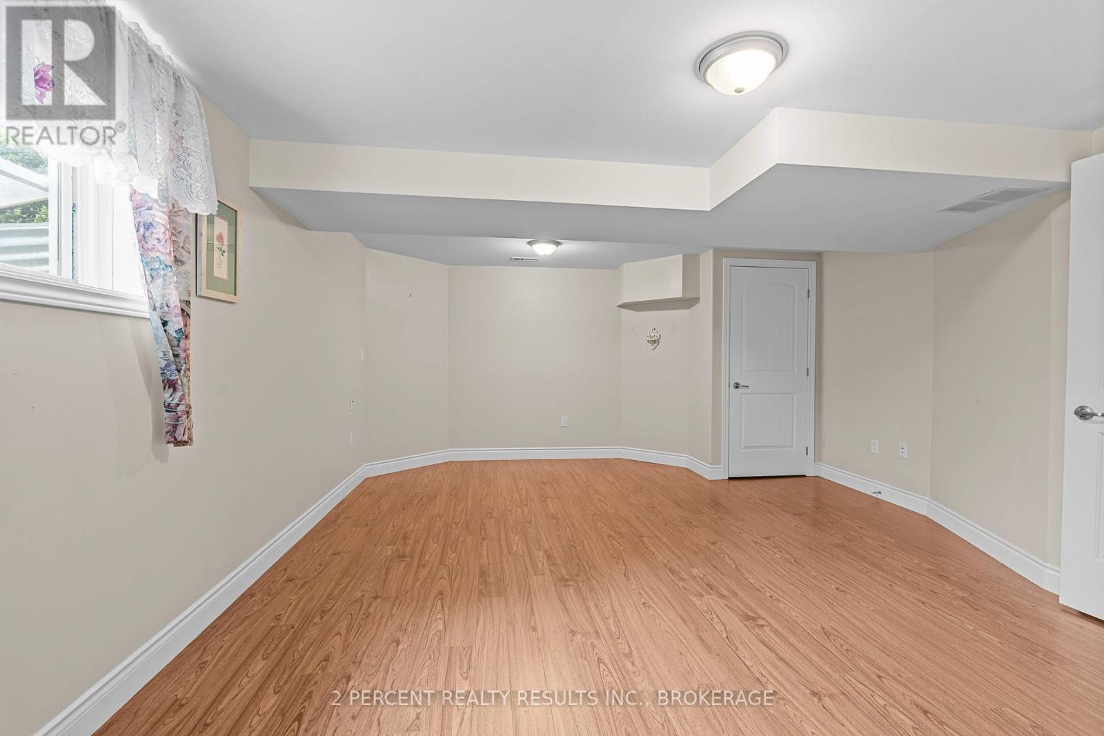 Photo 35 of 873 Jasmine Street, Kingston ON