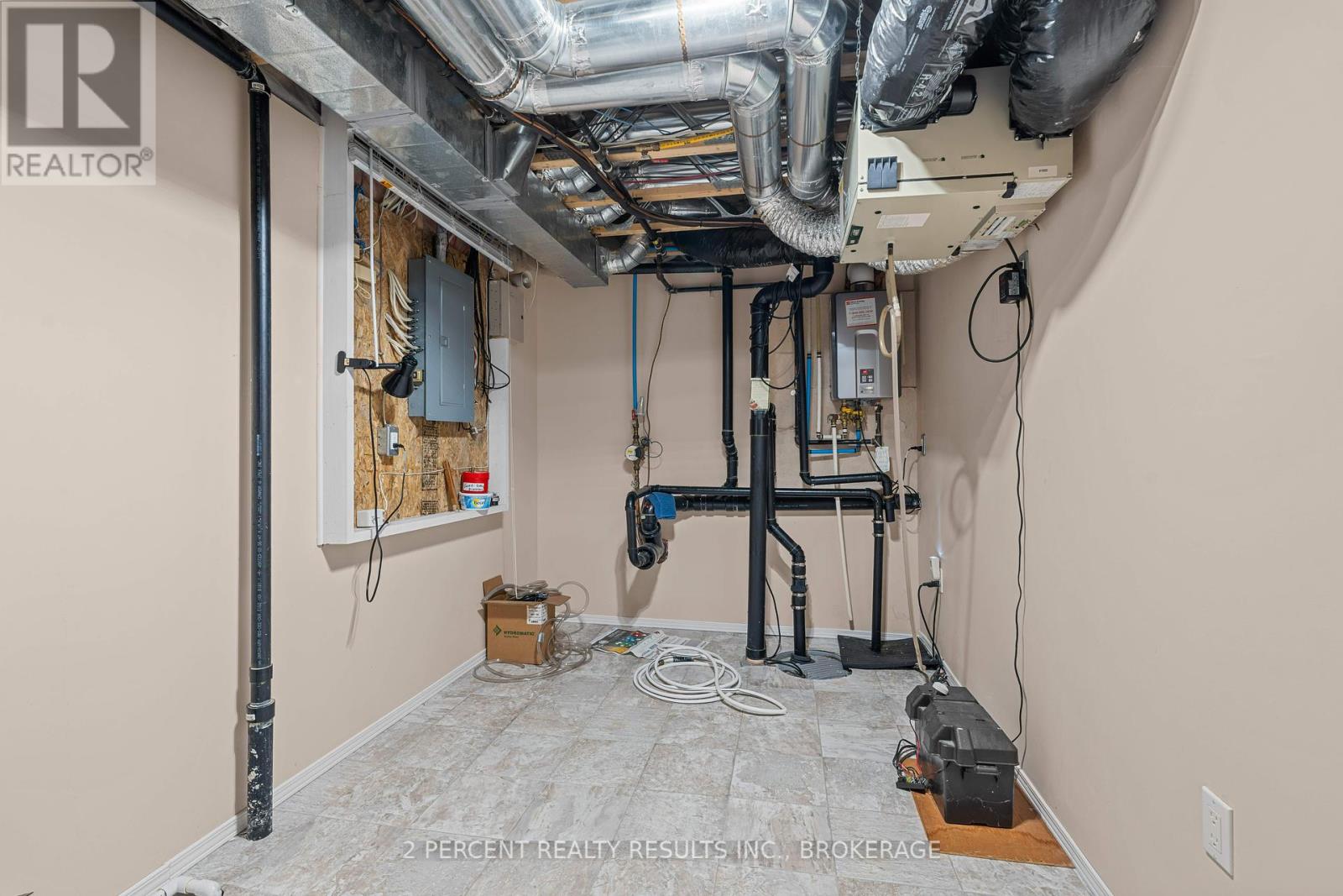 Photo 42 of 873 Jasmine Street, Kingston ON