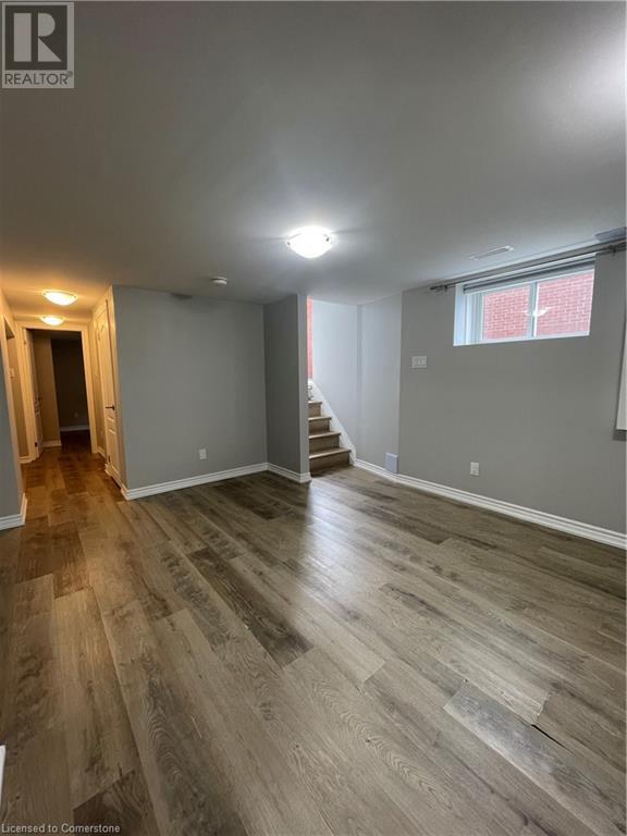 Photo 9 of 15 Aldridge Street, Hamilton ON