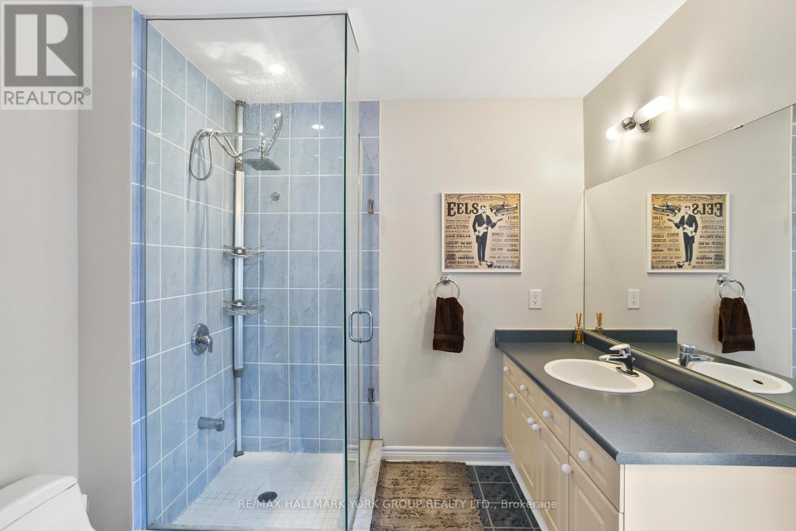 Photo 29 of Unit 10 38 Hunt Avenue, Richmond Hill ON