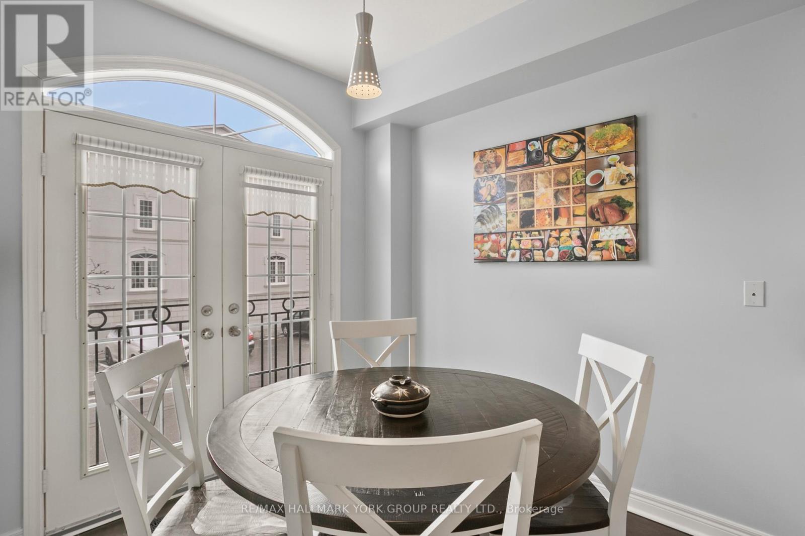 Photo 27 of Unit 10 38 Hunt Avenue, Richmond Hill ON