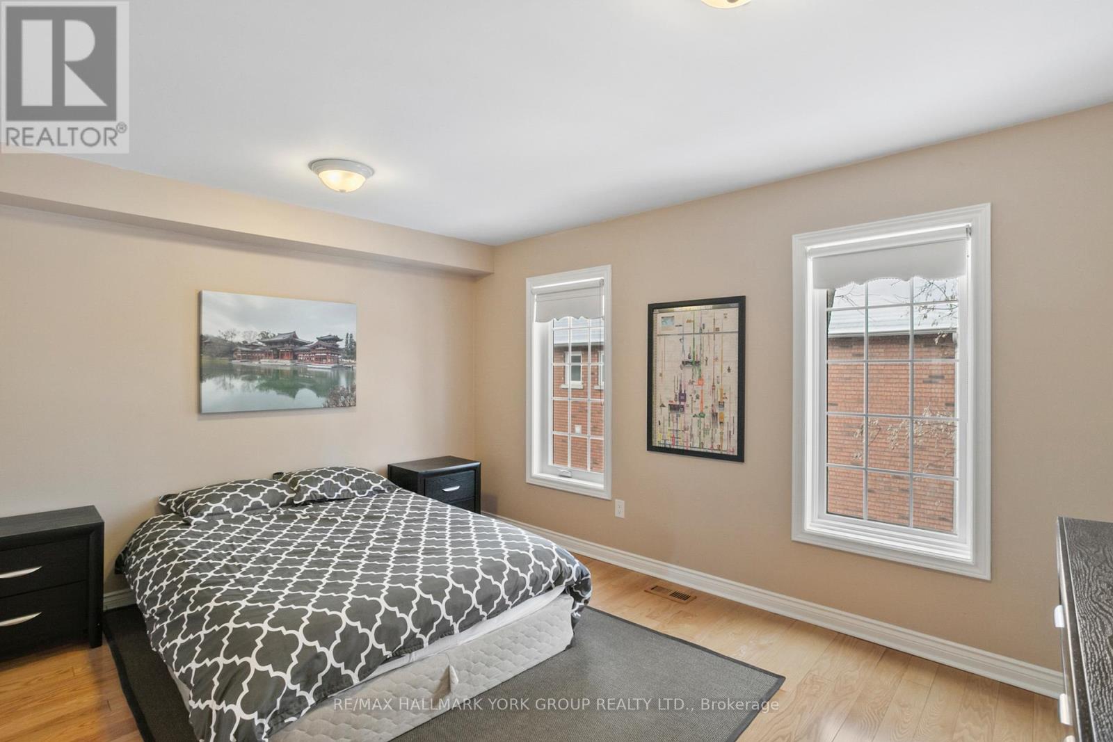Photo 13 of Unit 10 38 Hunt Avenue, Richmond Hill ON
