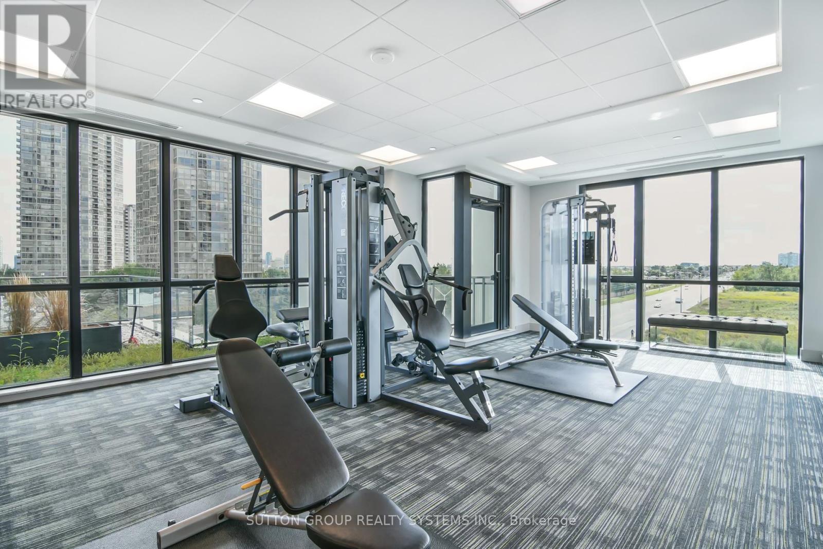 Photo 27 of 104 55 Eglinton Avenue W, Mississauga ON