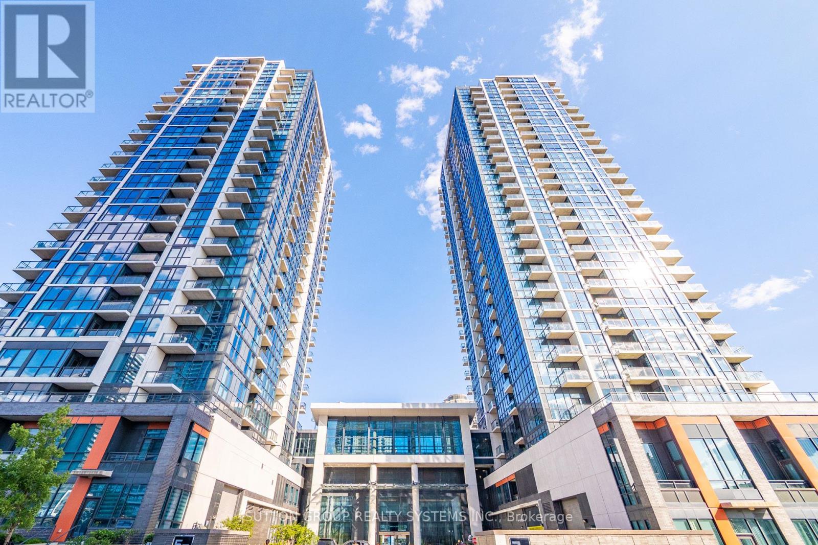 Photo 8 of 104 55 Eglinton Avenue W, Mississauga ON